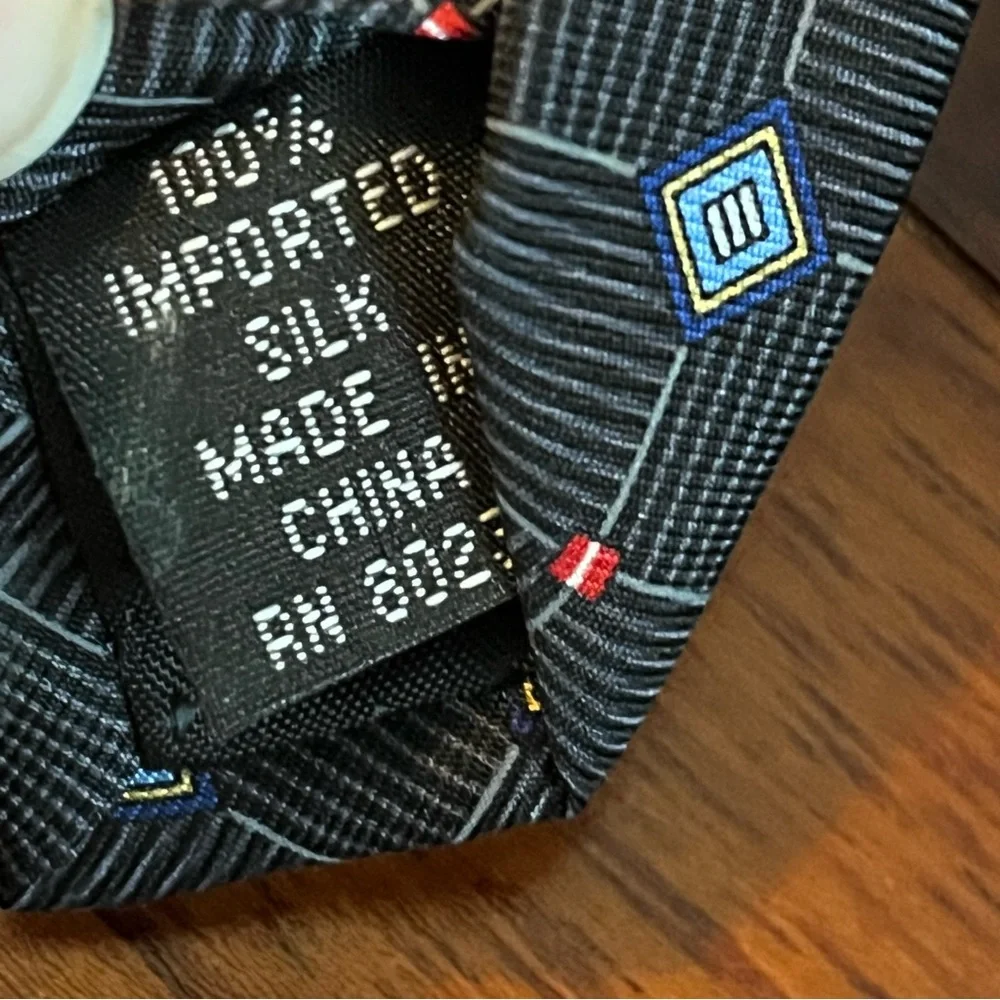 Boys J. Khaki 100% Silk Blue Geometric Pattern Neck Tie 52.5